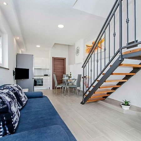 Apartment Anastasia Ρόβινι Εξωτερικό φωτογραφία
